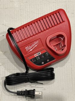 Milwaukee M12 Charger New