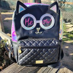 BETSEY JOHNSON ( BACKPACK) 🎒.         PICK ⛏️ UP ONLY