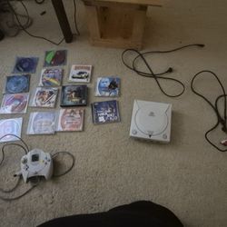 Sega Dreamcast Console Bundle And Games