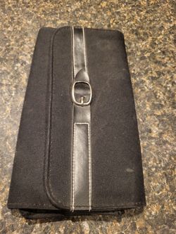 black rectangle 4x8" wallet with buckle