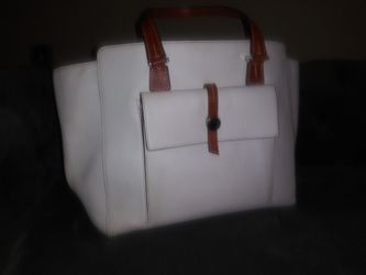 Dooney & Bourke