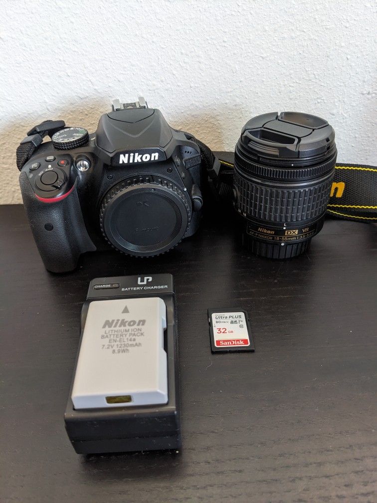 Nikon D3400 DSLR Camera+ 18-55mm Lens