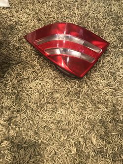 2001 s430 Mercedes tail light
