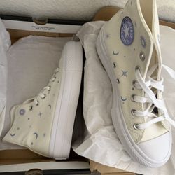 New Converse High Tops Women Shoe Size 6