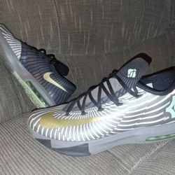 Nike KD 6 " Precision Timing "
