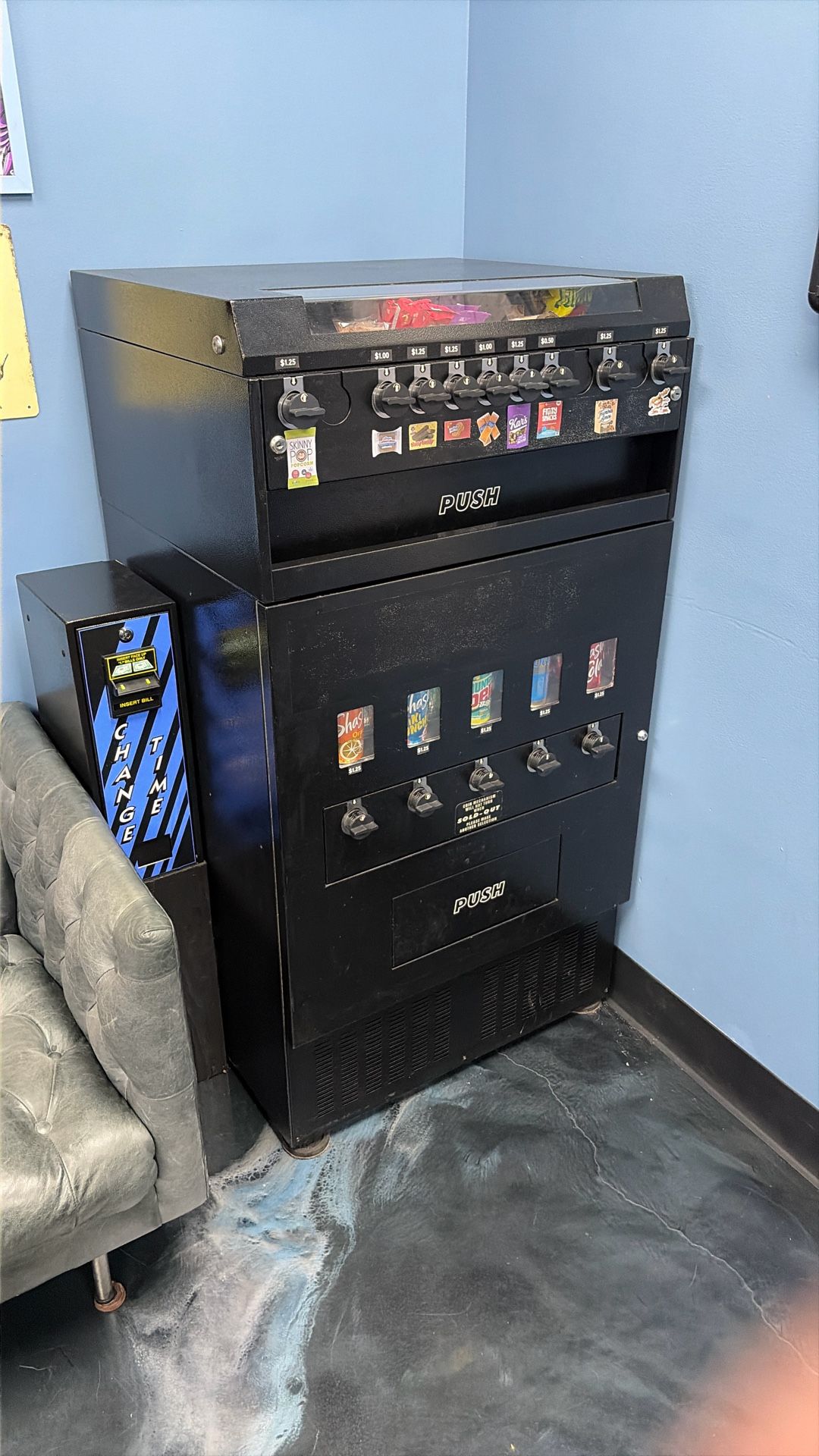 Snack/drink Time Vending Machine
