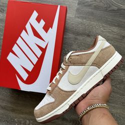 Nike Dunk Low Premium ‘Medium Curry’ (size 11)