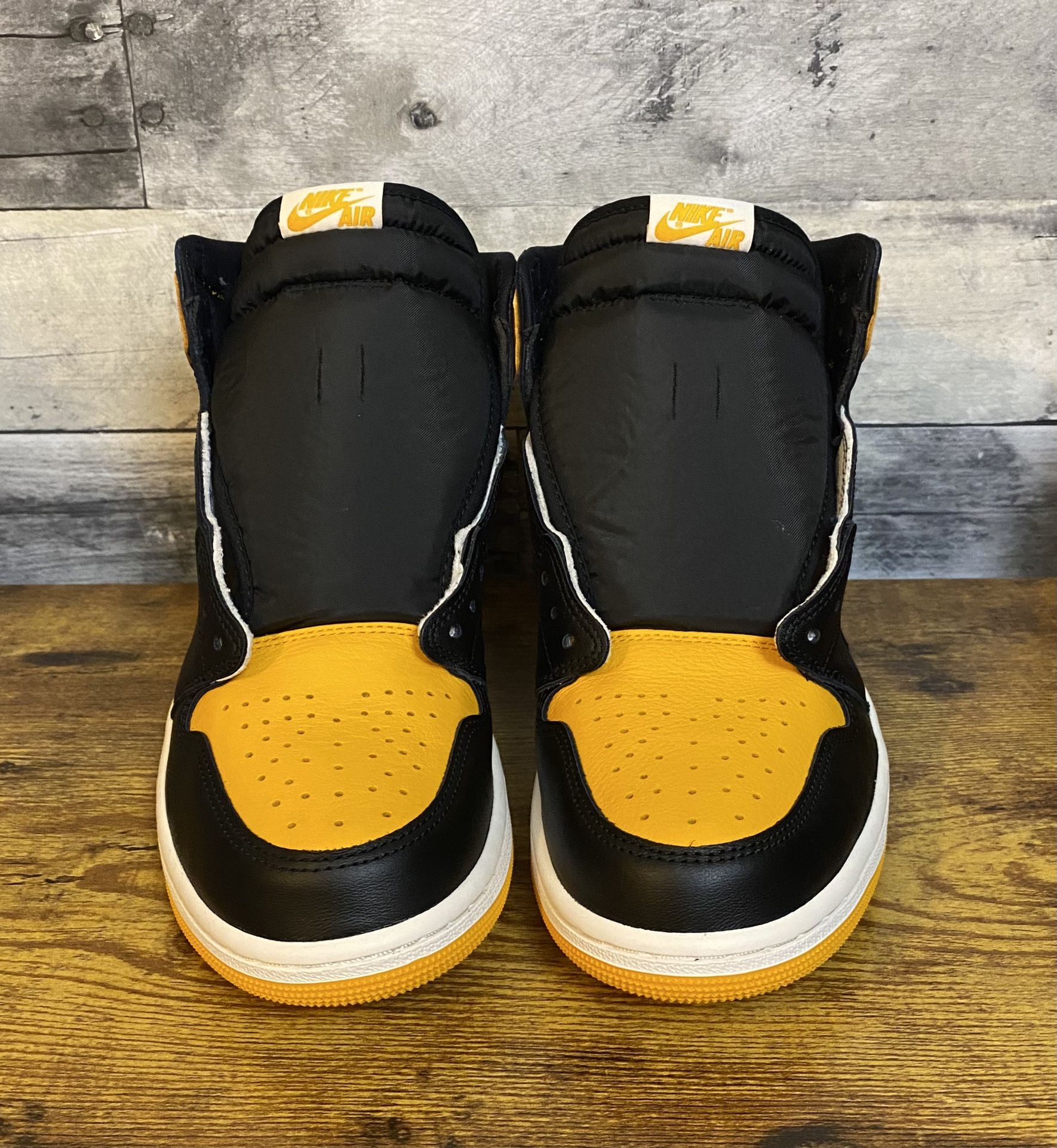 Air Jordan 1 Retro High OG TAXI Yellow Toe Men display picture 1