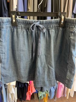 Ladies Hilary Radley shorts