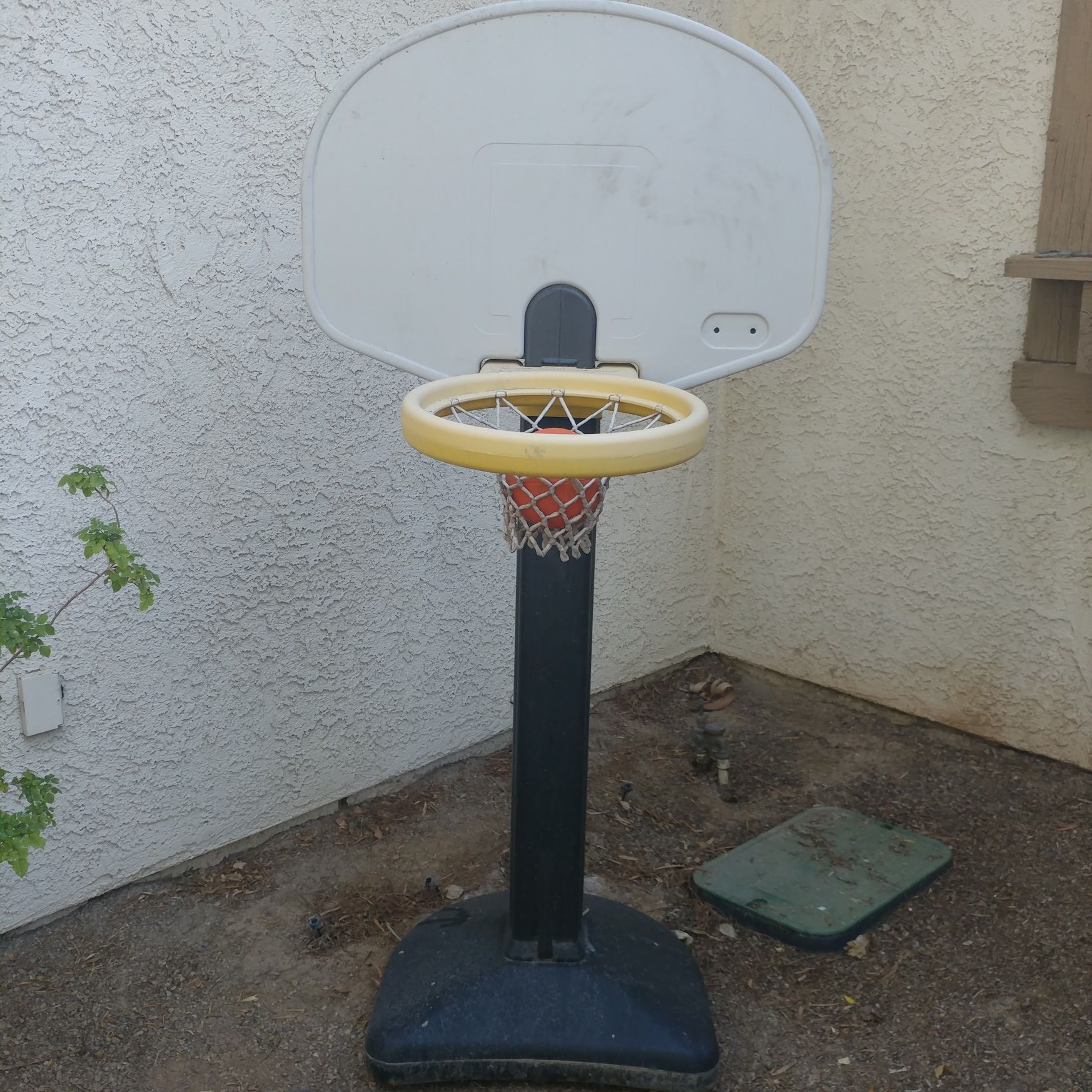 Adjustable Basketball Hoop x 2
