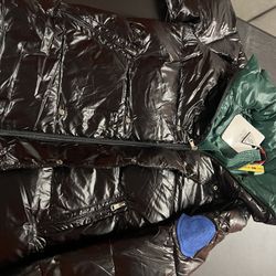 Moncler Men’s Jacket Sz Large No Hoodie
