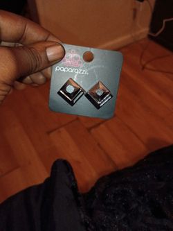 Paparazzi earrings