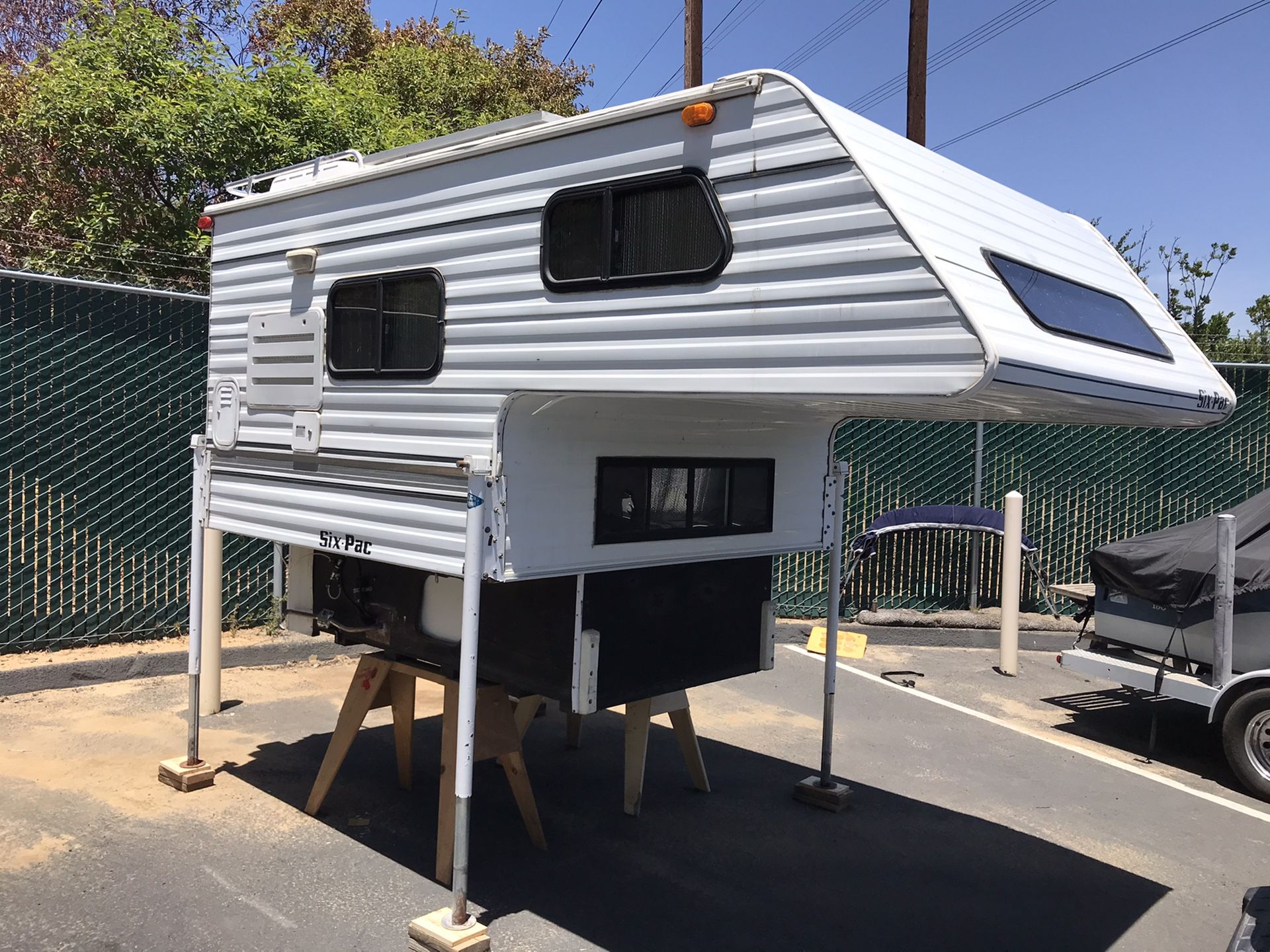 2003 Six Pac Truck Camper for Sale in Carlsbad, CA OfferUp