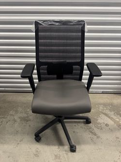 Brand new HON all features model office chair with high mesh back