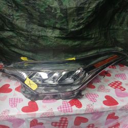 2020-21 Toyota C-HR Left Headlight LED 