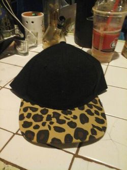 Cheetah hat never worn great condition
