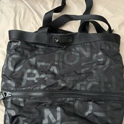 Kenneth Cole Bag Light Weight