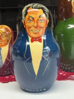 7 President Wood Nesting Dolls