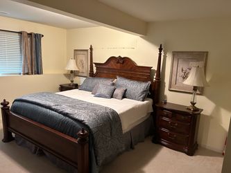 Piece Traditional King Size Four-Poster Bedroom Set – Rich Dark Cherry Finish