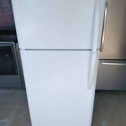 Kenmore Refrigerator 18cu 