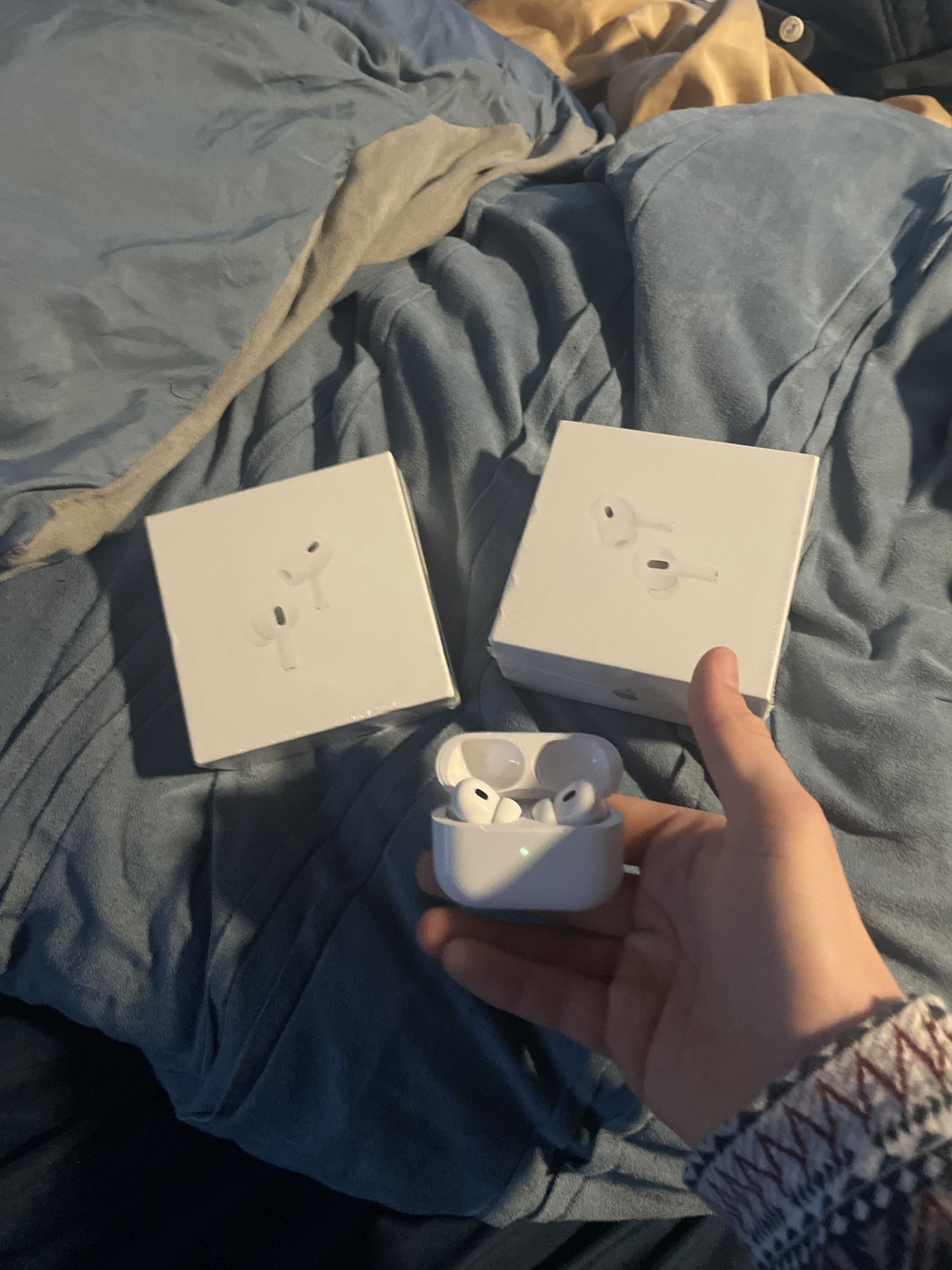 Wireless Bluetooth Ear Buds (3 Pairs)