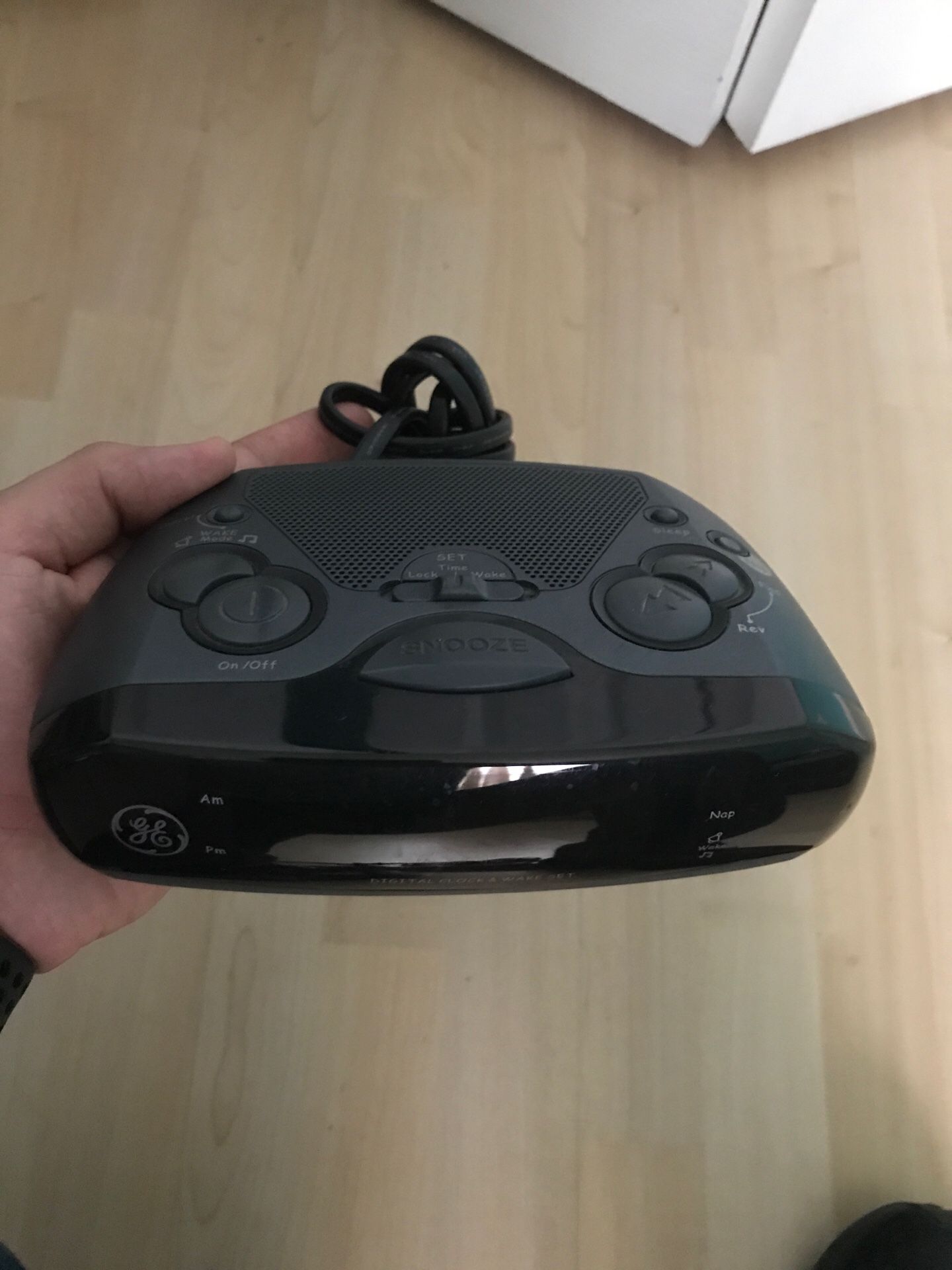 Alarm clock radio