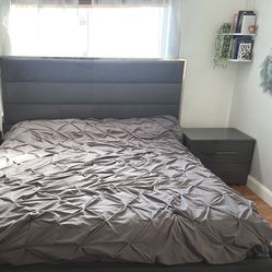 Grey King Bed Set