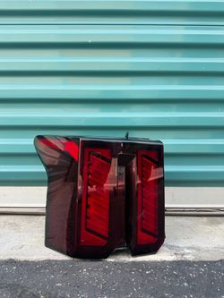 Kia Sorento 2021 2022 2023 Left Side LED Tail Light OEM