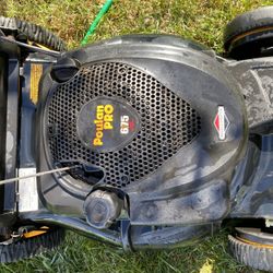 Poulan Pro Self propelled Mower