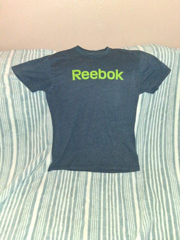 Reebok Black Short Sleeve T-shirt With White Logo 