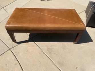 Vintage Traditional Tan Leather Rectangular Cocktail Ottoman Table Bench with Brass Casters & Nailhead Trim