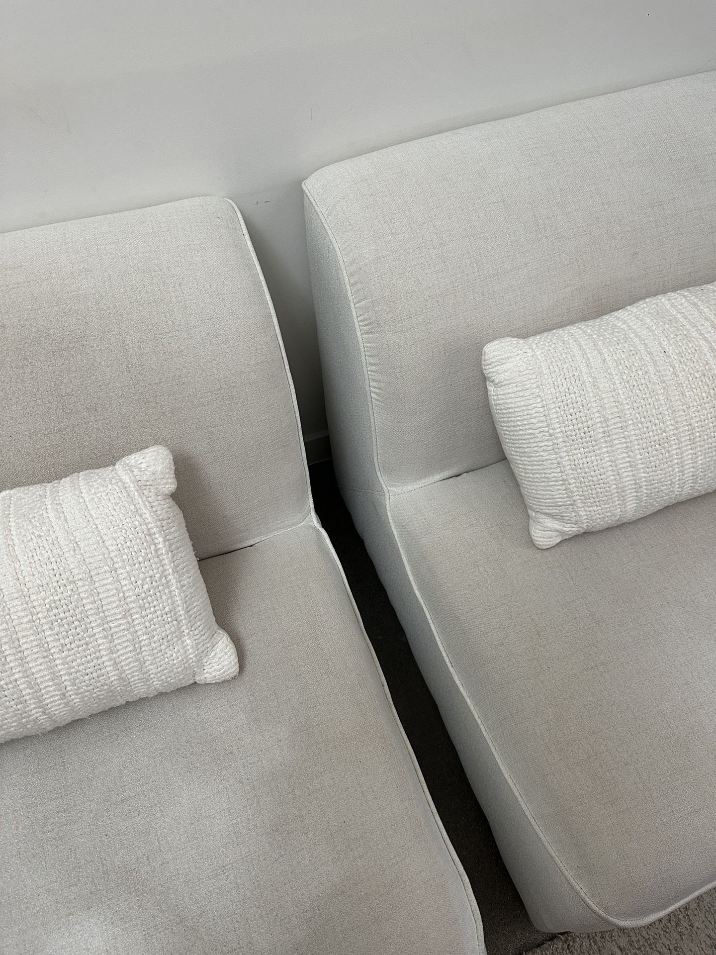 White Couch & Pillows 