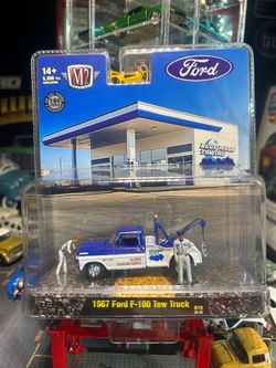 M2 machines ford tow truck diorama set