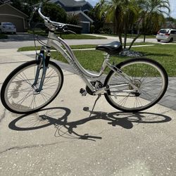 Schwinn Trailway, Womens 28" Bike , Aluminum Frame