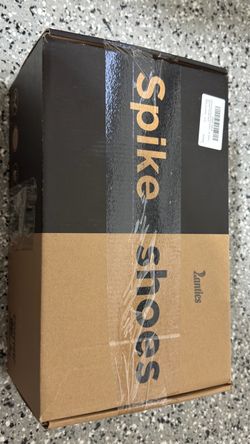 Zanties Spike Shoes in Box
