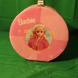 VINTAGE BARBIE CASE