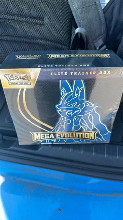 Pokemon Lucario Mega Evolution ETB