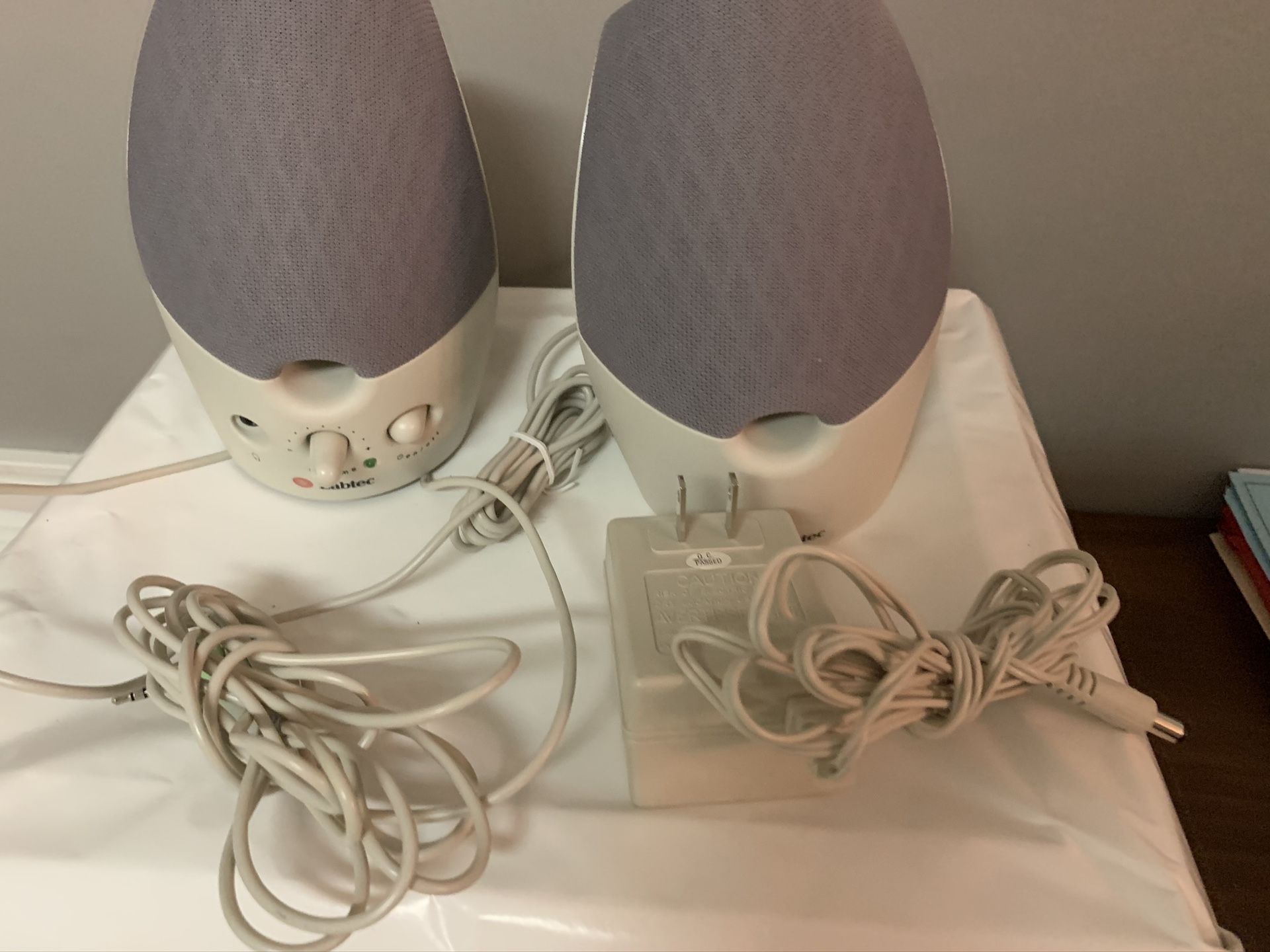 Labtec Spin-50 Multipurpose Computer Speakers