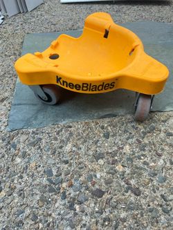 Rolling knee blades