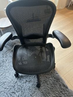 Herman Miller Aeron Chair