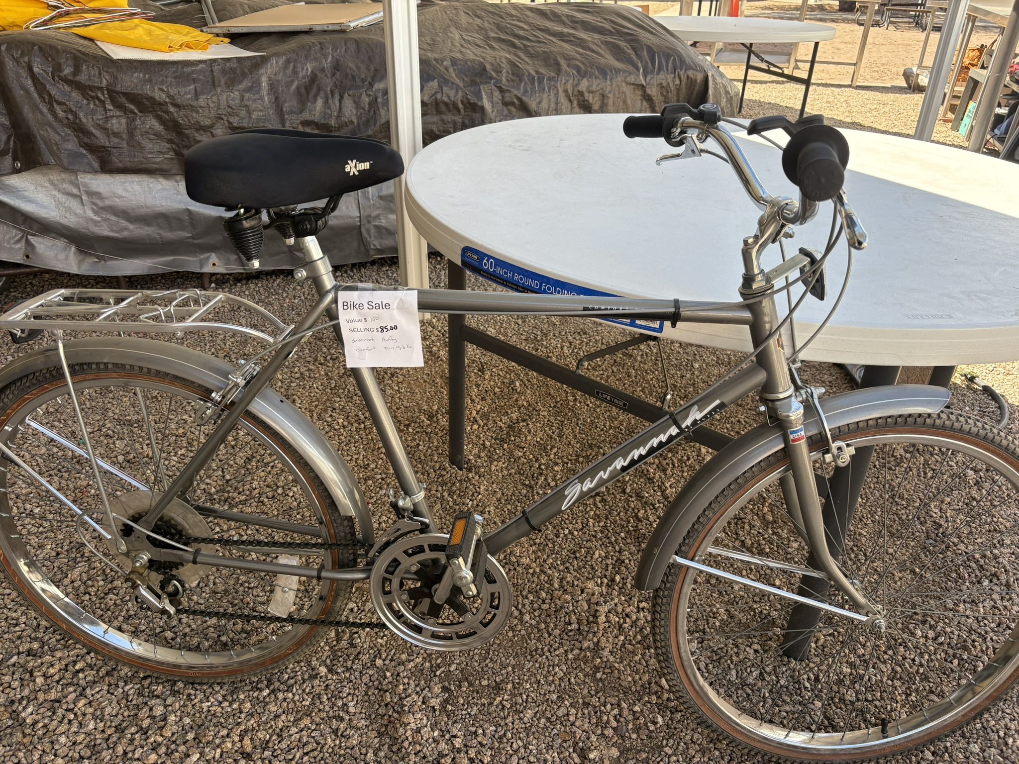 Huffy. Savannah Comfort Touring Bicycle