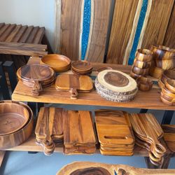 Handcrafted Acacia Wood Cutting boards Serving Platters And Bowls