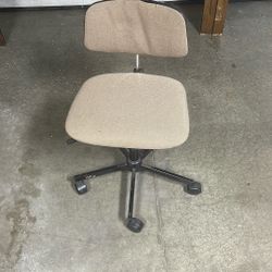 FREE Swiveling Office Chair