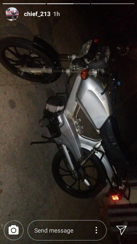Tomos