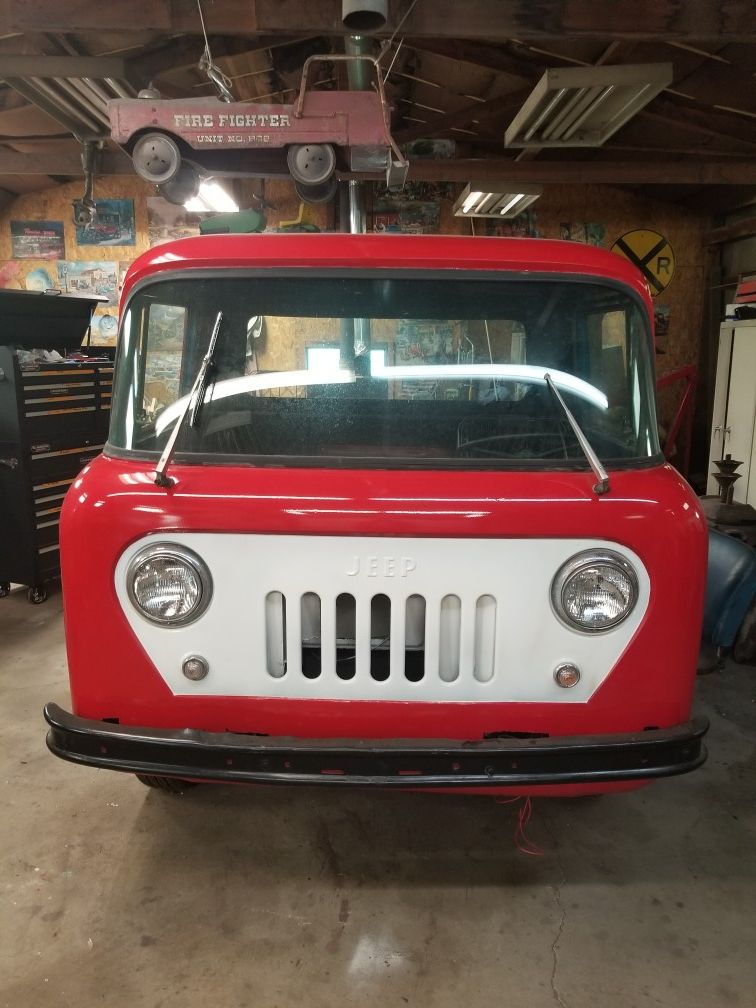 1960 Willys Jeep fc 150