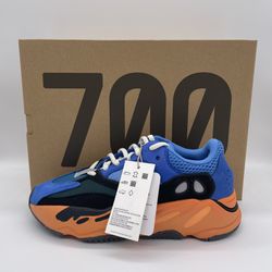 Yeezy 700 Bright Blue Size 9.5