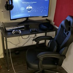 Play Station PS5 Gaming Set Up 
