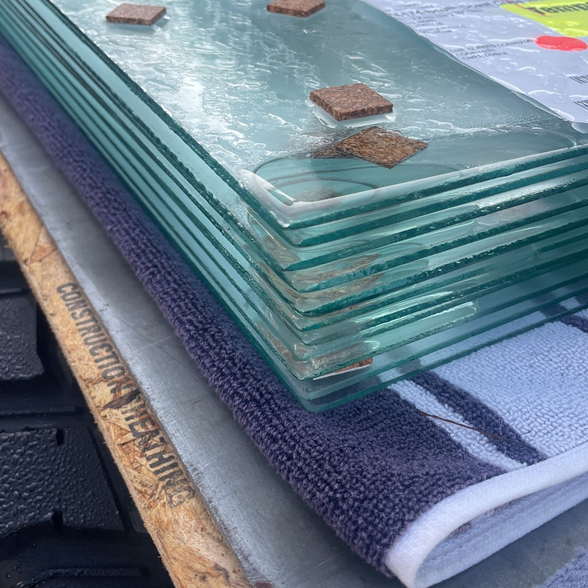 Tempered glass 20 x 24 by quarter 12 pieces