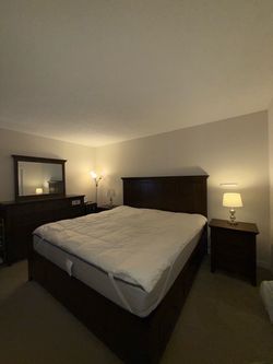 Bedroom set