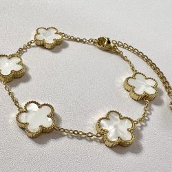 Five-petal Flower Lucky Charm Bracelet 